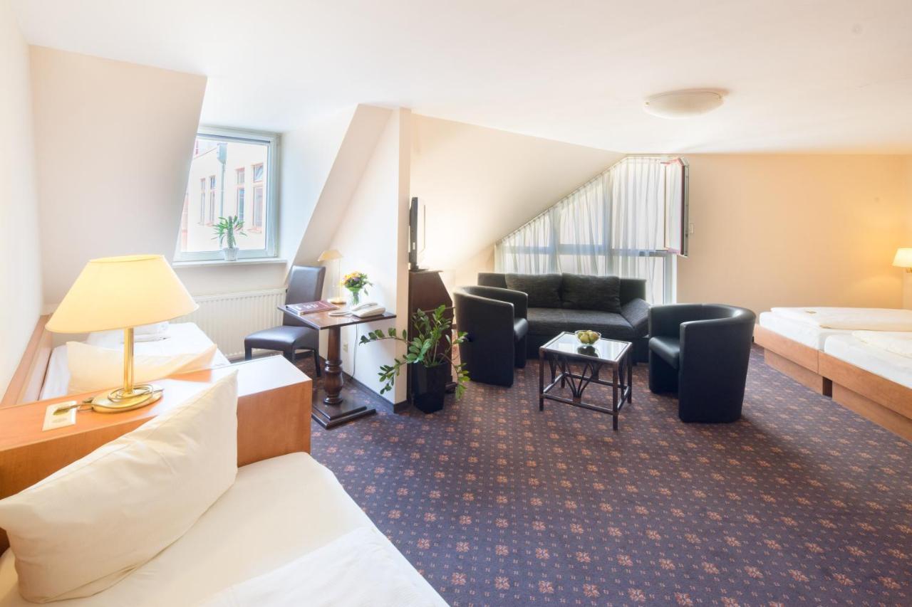 Maximilian Hotel & Apartments Weil Am Rhein / Basel Room photo